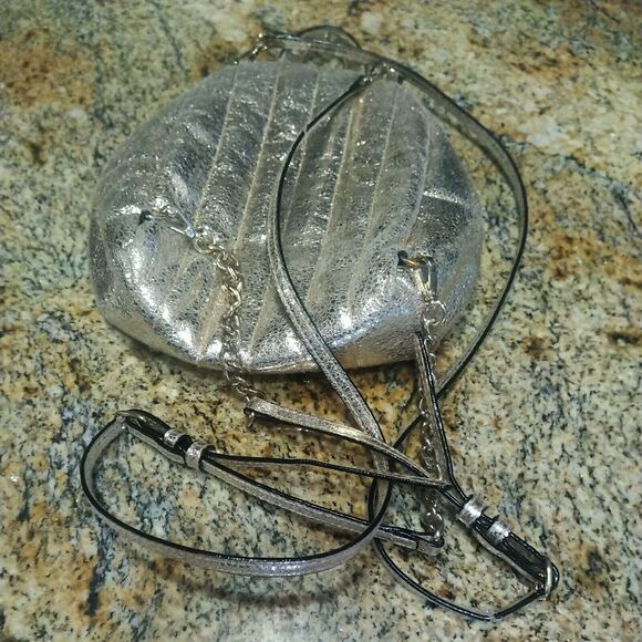 Victorias Secret Gold Backpack Mini Chain Straps Logo Charms CUTE!!! - Picture 10 of 12